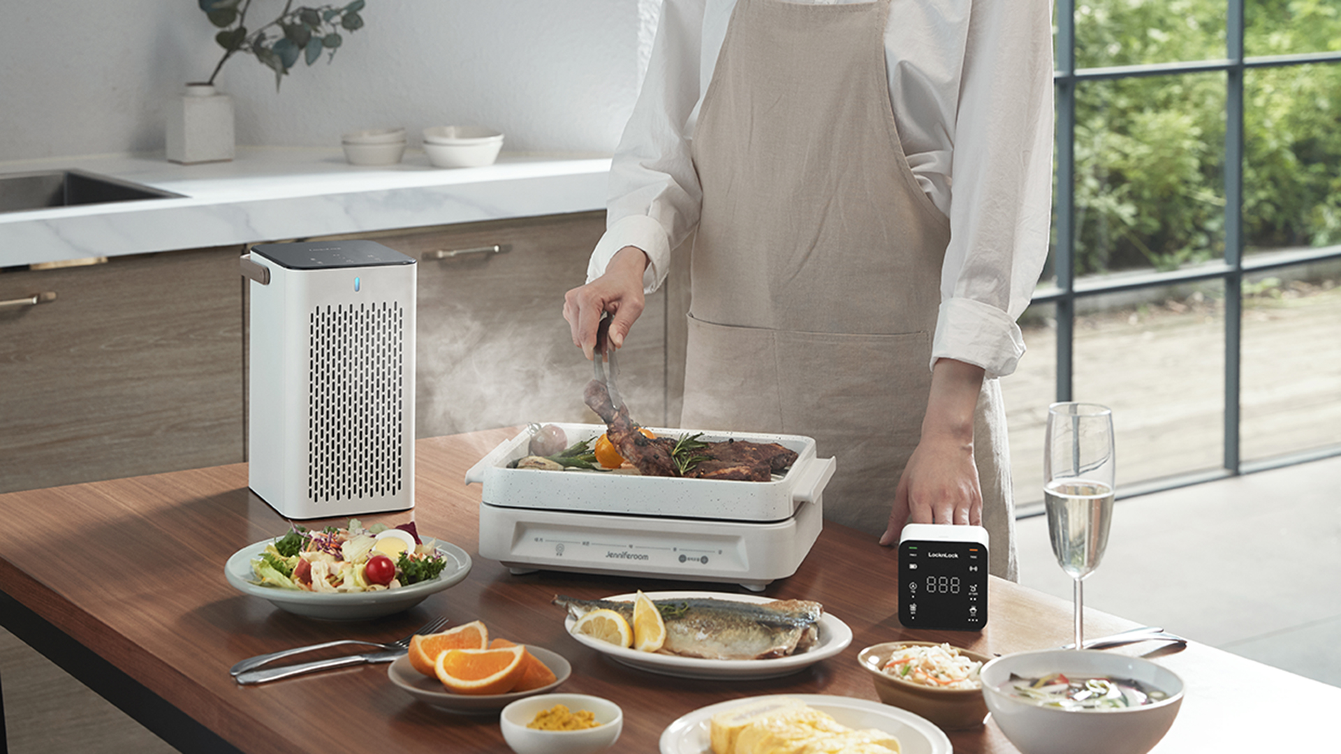 Góc bếp gọn gàng với vật liệu tự nhiên